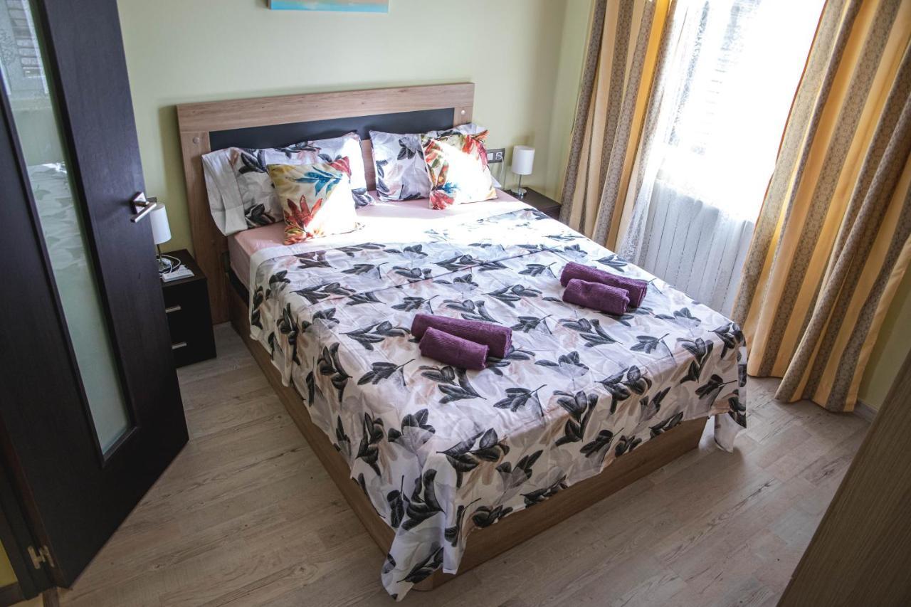 Apartments Relax ซาลอว์ ภายนอก รูปภาพ