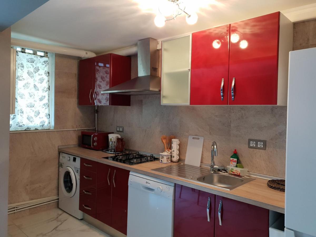 Apartments Relax ซาลอว์ ภายนอก รูปภาพ