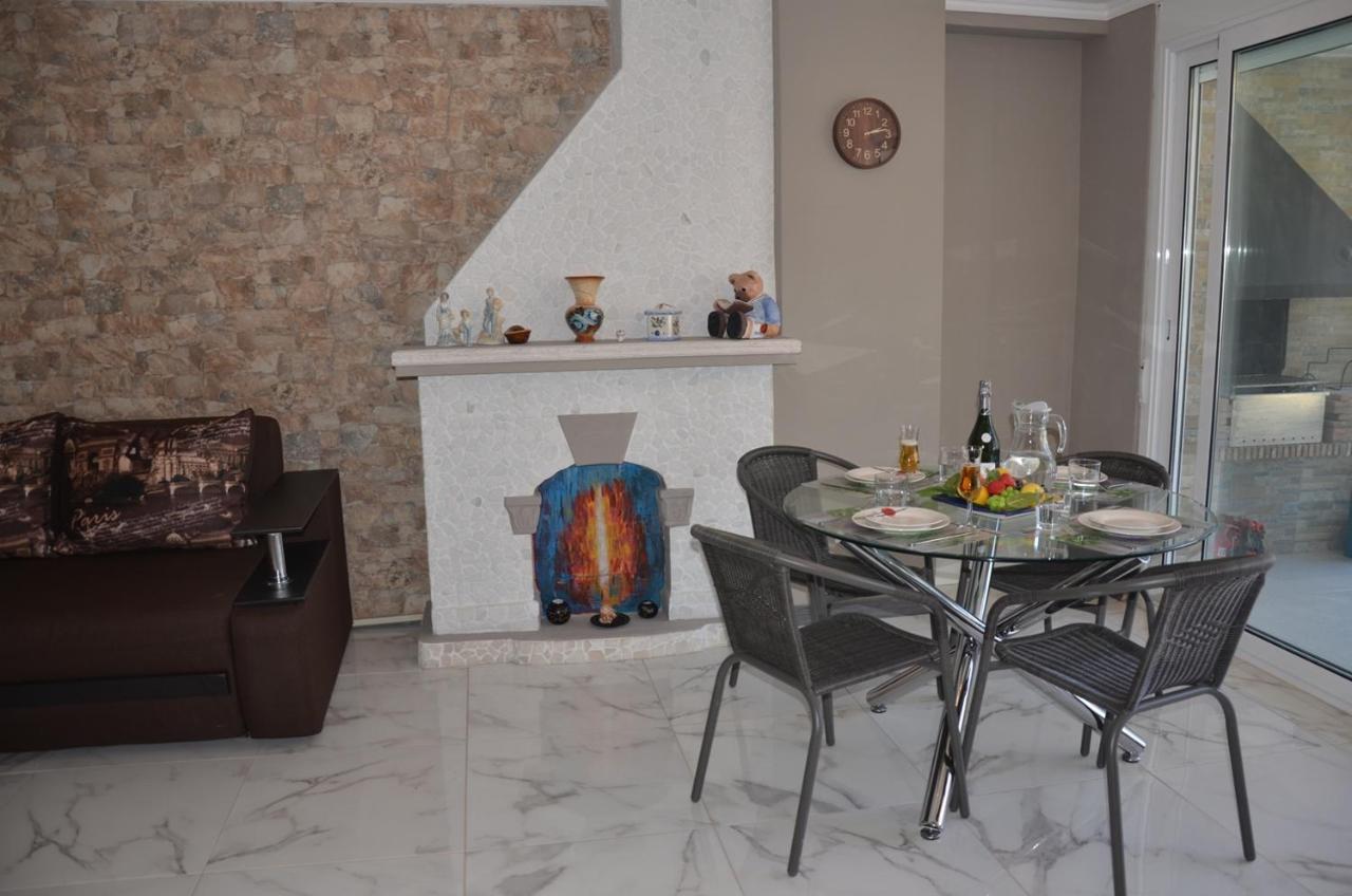 Apartments Relax ซาลอว์ ภายนอก รูปภาพ